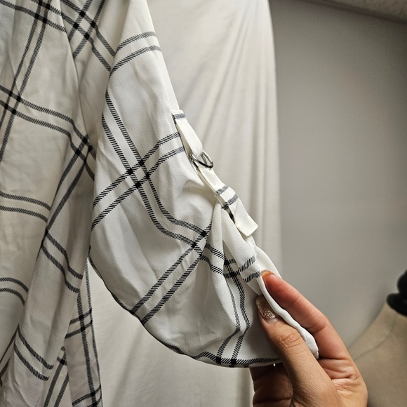 3for$25 BCX black white striped front crossover top blouse business work casual - Picture 2 of 5